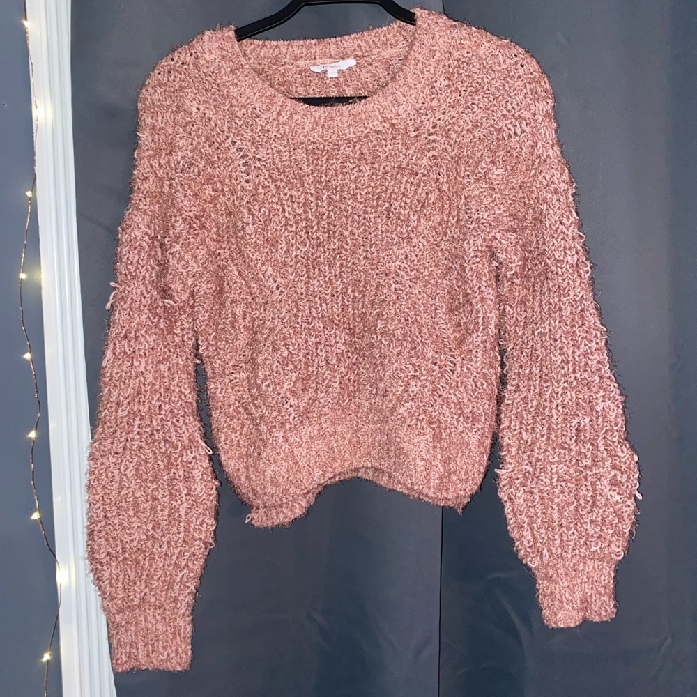 Crop pink wool sweater